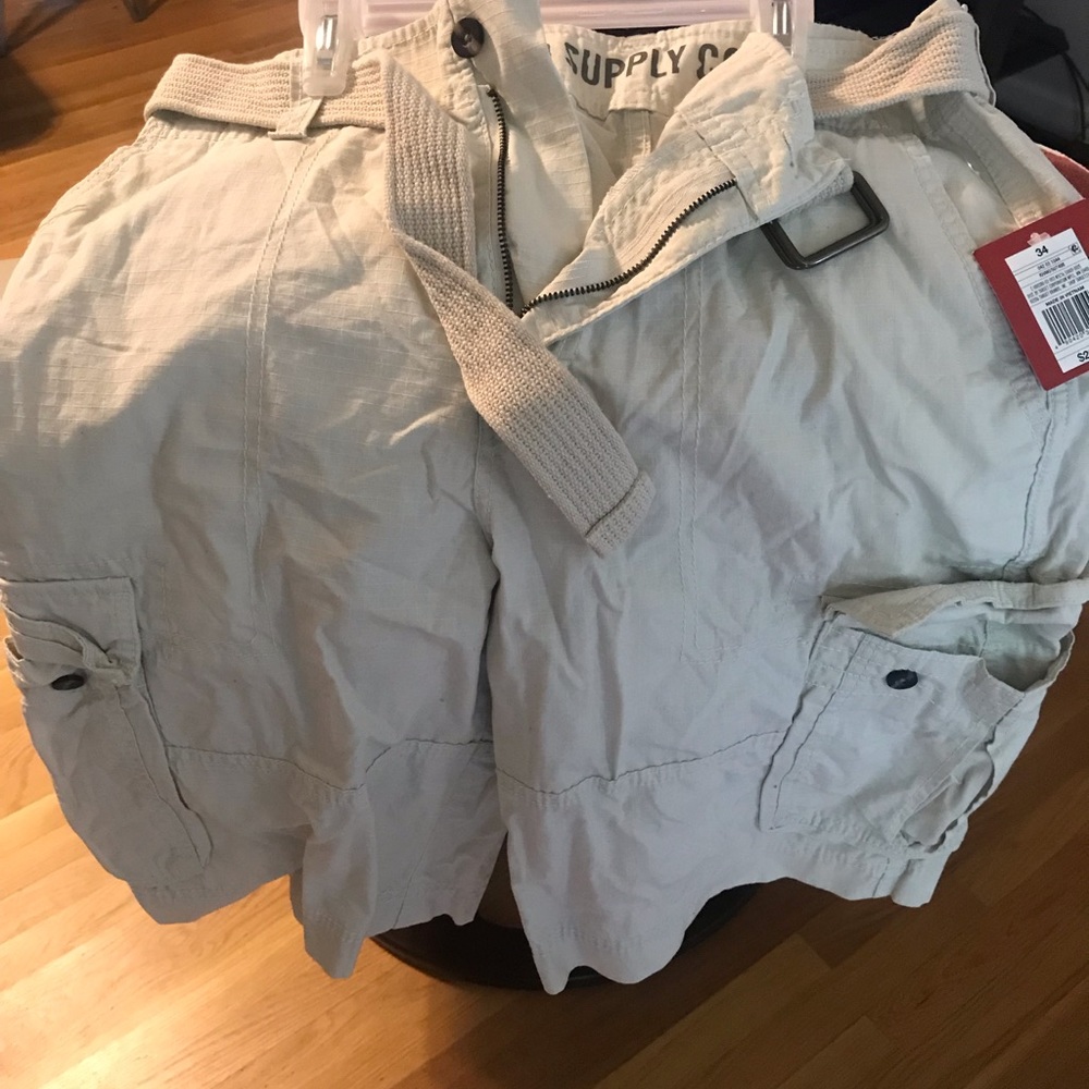 Men’s cargo shorts